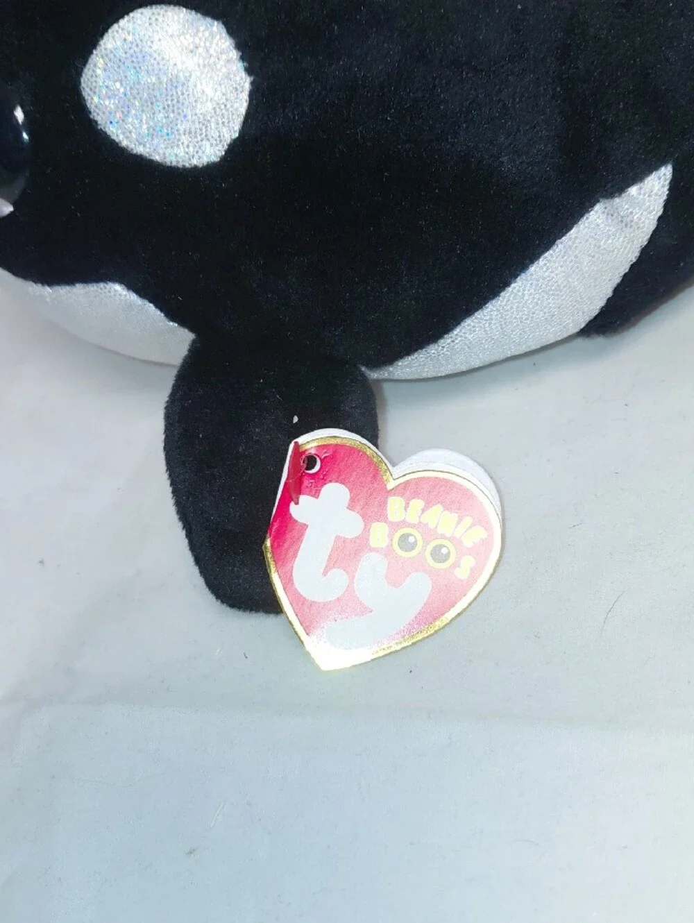 TY Beanie Boos - Nona the Black and White Whale (Glitter Eyes) 6